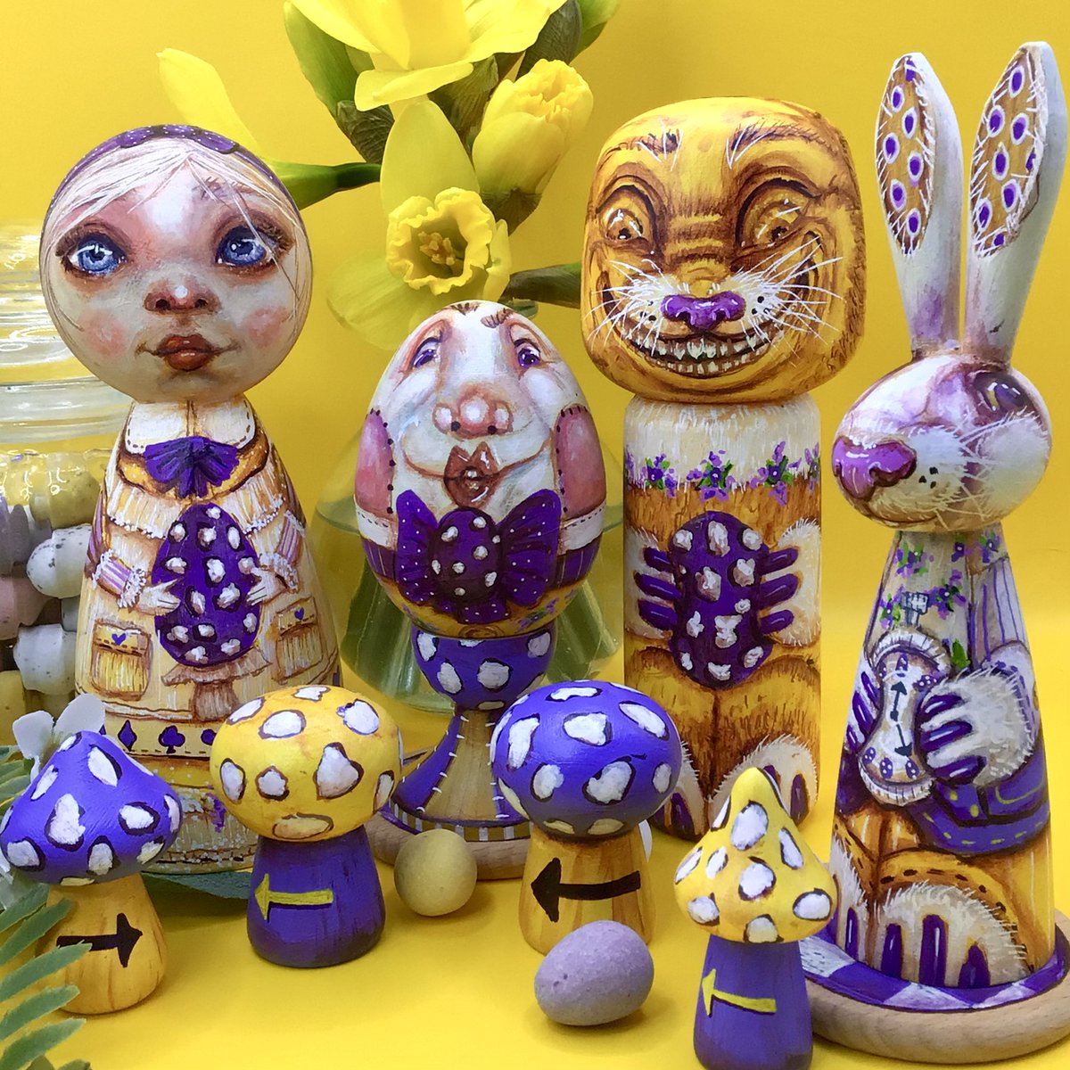 Sending sunny vibes with my new hand painted Easter Spring collection #ukgiftam #aliceinwonderland #dolls #cheshirecat #humptydumpty #etsy #giftideas #easter 
allofalice.etsy.com