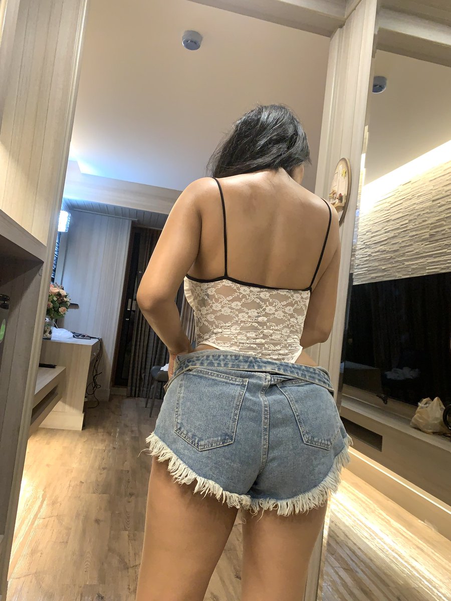 ตั้งเป้าไว้ว่าจะลดน้ำหนักอีก 2 กก. ไม่เร่งไม่รีบ เรื่อยๆ สบายๆ ✌🏻✌🏻