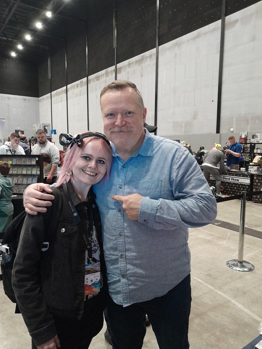 Petrajayne26's tweet image. I met Ted Lewis again (Bakura-yugioh) for the second time, and he remembered me! 馃槉馃枻 So happy I got to see him again!
