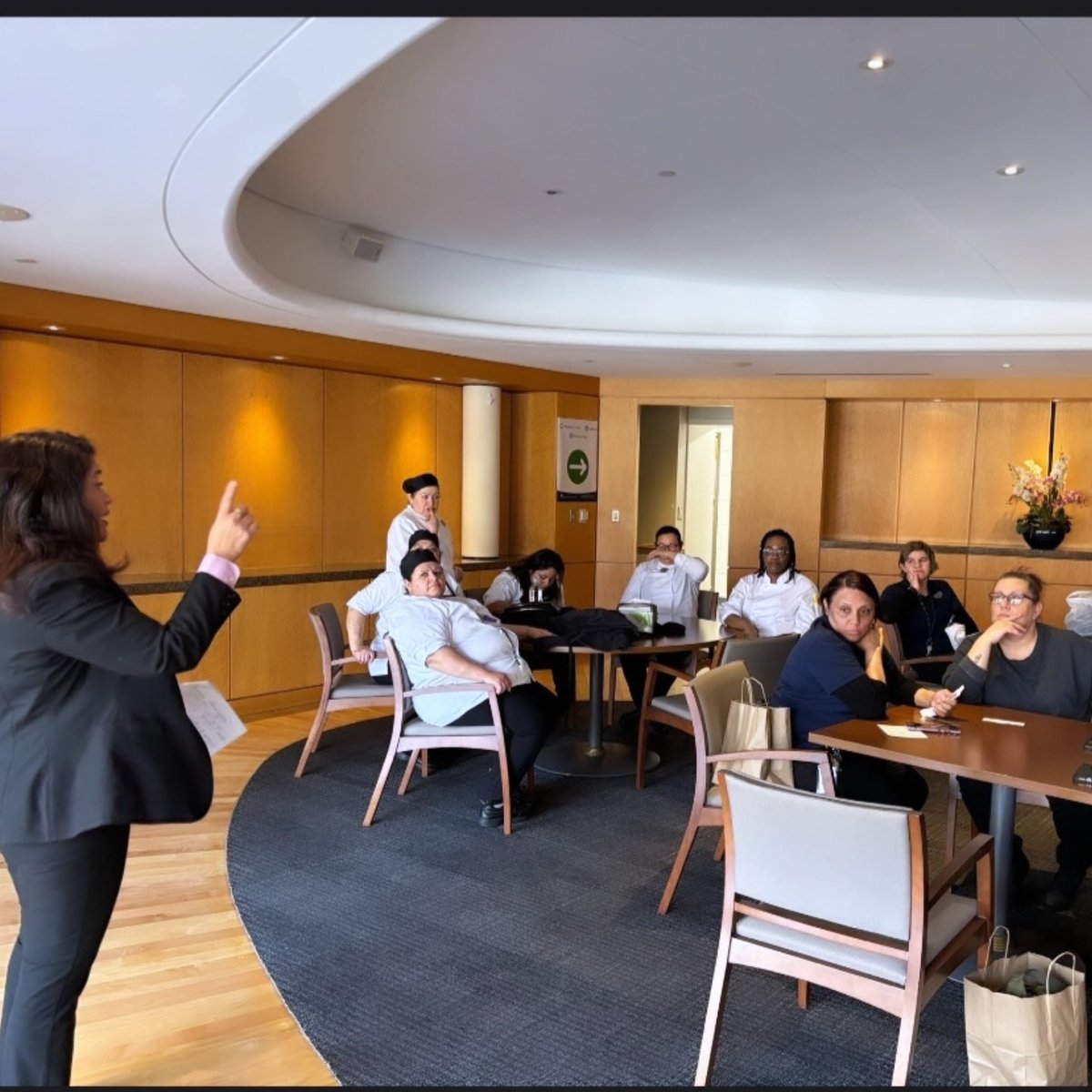 WorkersUnitedMA's tweet image. Our members at Navy Federal Credit Union
Local 15-9 in Vienna, Virginia ratified a new union contract that put the union in contract! The contract includes a 15% wage increase in the first year &amp;amp; 5% increase in years two &amp;amp; three!#wumarjb #unionyes #unions #1u