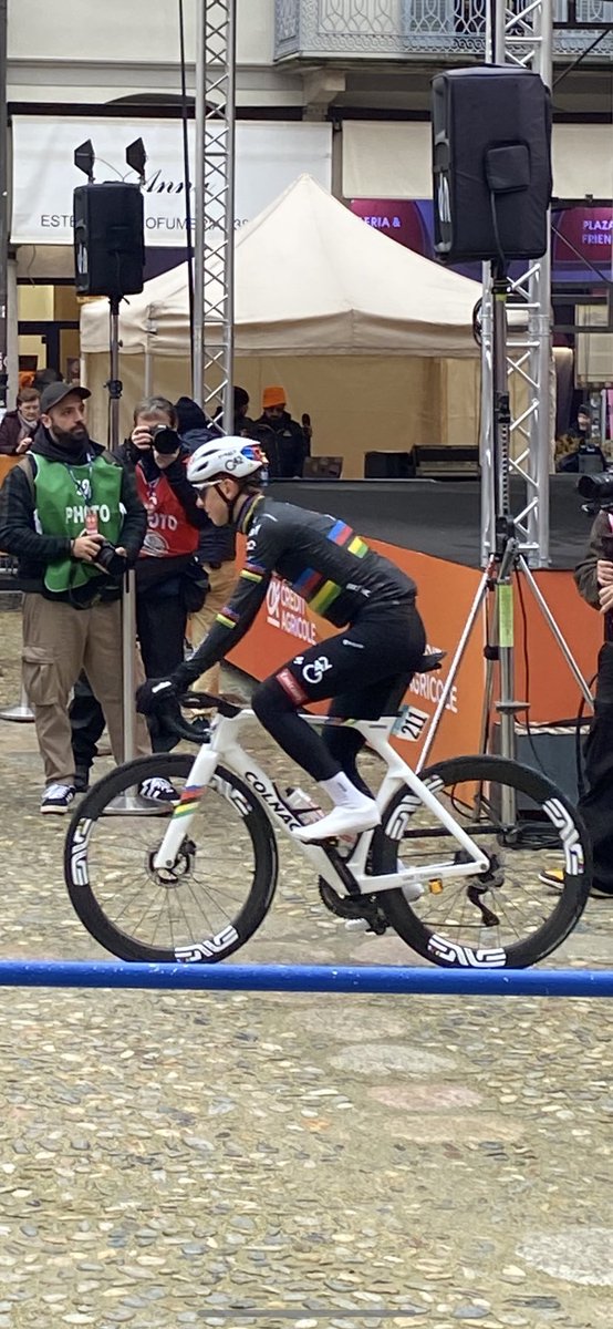 Simon Williams tweet media