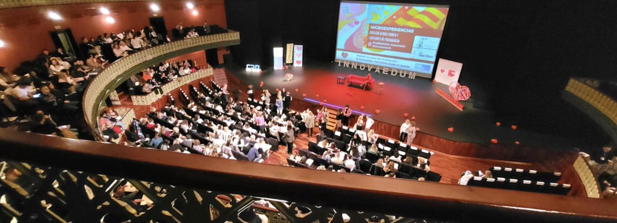 Comienzan las IX Jornadas de <a href="/innovaedum/">Innovaedum</a> Es un auténtico lujo tener un evento educativo como este en Murcia. Ver a tantos docentes implicados en la formación y seguir mejorando la calidad educativa de <a href="/EducarMadurar/">AmarEducarMadurar</a>