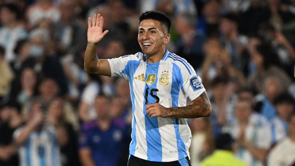 CricUniverse7's tweet photo. World Cup Qualification CONMEBOL Round -13
Update :
World Cup Champions #Argentina beat #Uruguay 1 - 0 in the World Cup Qualification CONMEBOL.
Thiago Almada scored a goal in 68'
#URUARG #WorldCupQualifiers #zelena #BBB25 #TATAIPL2025 #TATAIPL #JHOPE #LCDLFAllStars #F1SPRINT https://t.co/bm9i5QF6kC