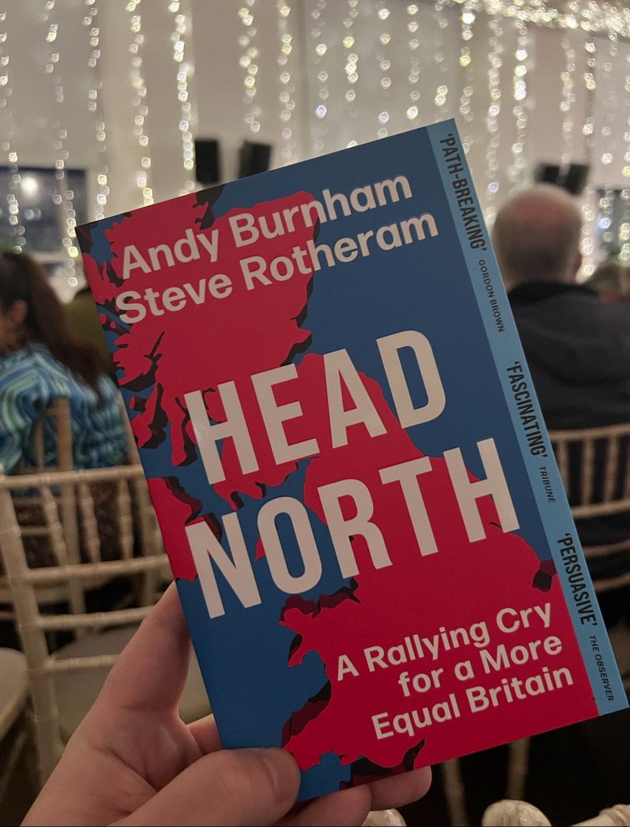 andyburnham's tweet photo. We were honoured by the presence of the Queen of the NW @lucymitv at the launch of #HeadNorth paperback edition! 🫅

Big thanks too to @WaterstonesLPL, @OhMeOhMy_Liv, @orionbooks, @witty_tierney and everyone who came along and made it such an enjoyable night. 🙏🏻

Bristol today! https://t.co/0wxs7fZ2FZ