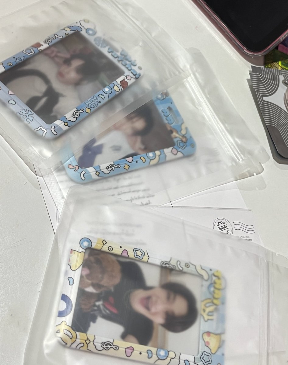 cxllmeyuriii's tweet photo. ไม่คุ้มตรงไหนเอาปากกามาวง😻

❤︎  สุ่มละ 99 ส่งฟรี   ❤︎

( ซองต่อไป +79 )📦❕
#ตลาดนัดบัส #BUSbecauseofyouishine #ตลาดนัดbus https://t.co/RjNbTJhIwU