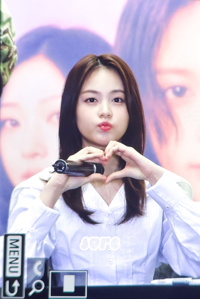 sore tweet media
