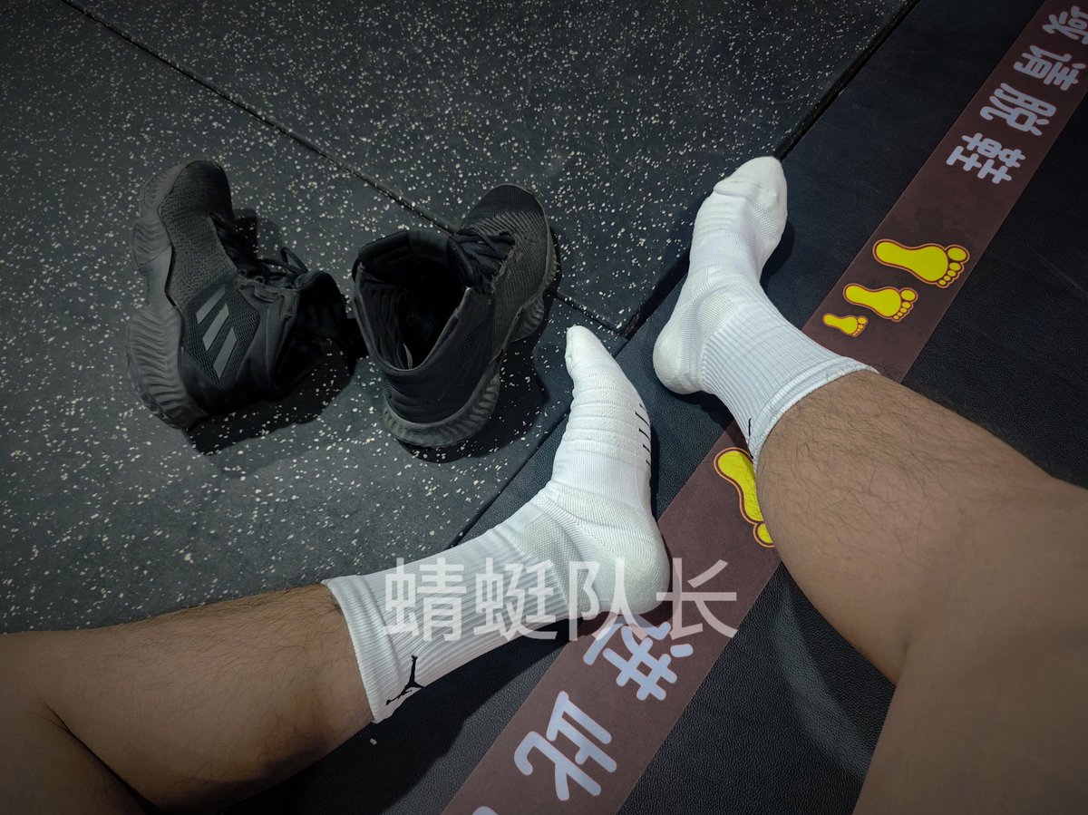 发一些原味的评价。
每个月产量有限，一双能让骚狗爽好久。