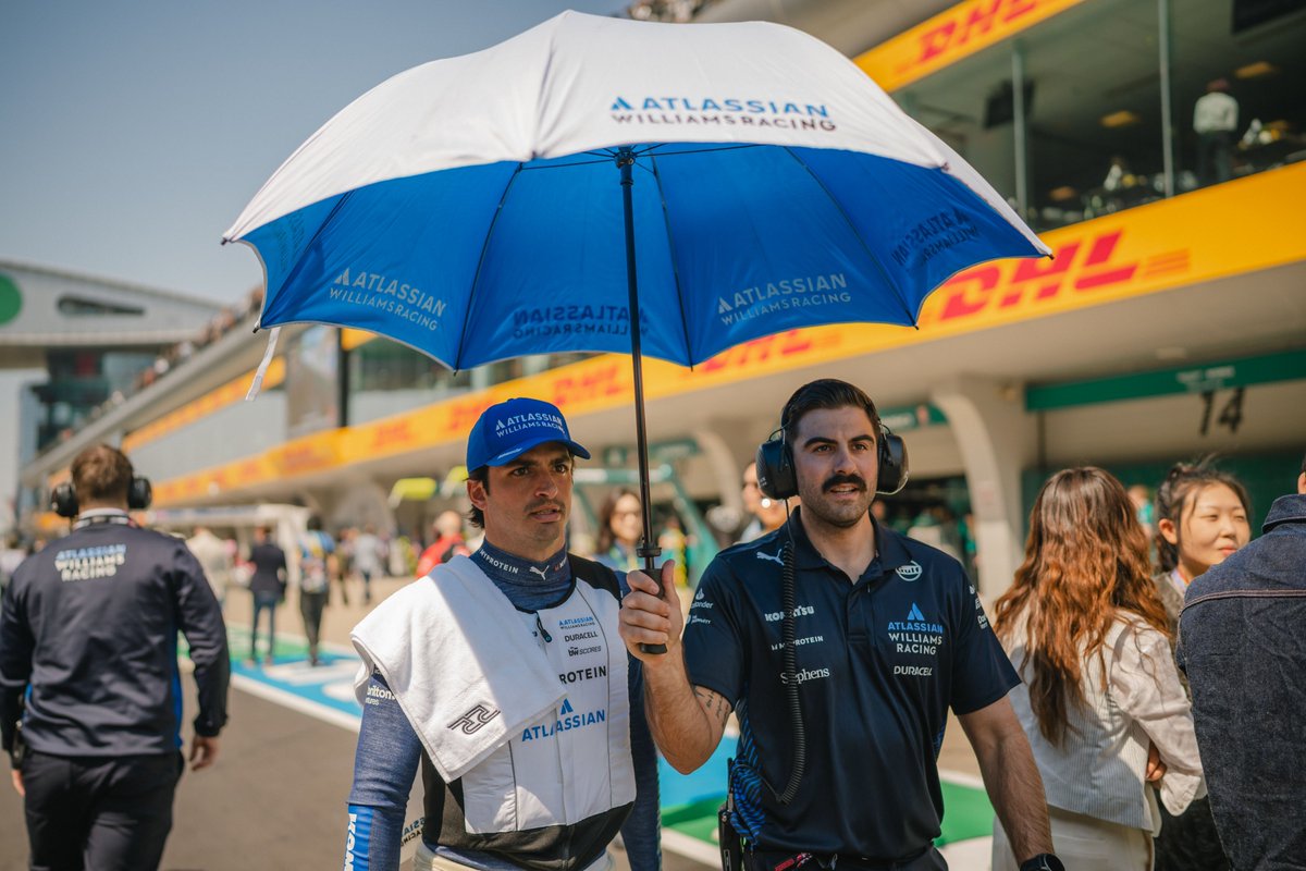 Carlos Sainz News tweet media