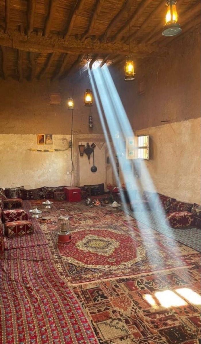 Tree (@4__iu) on Twitter photo 