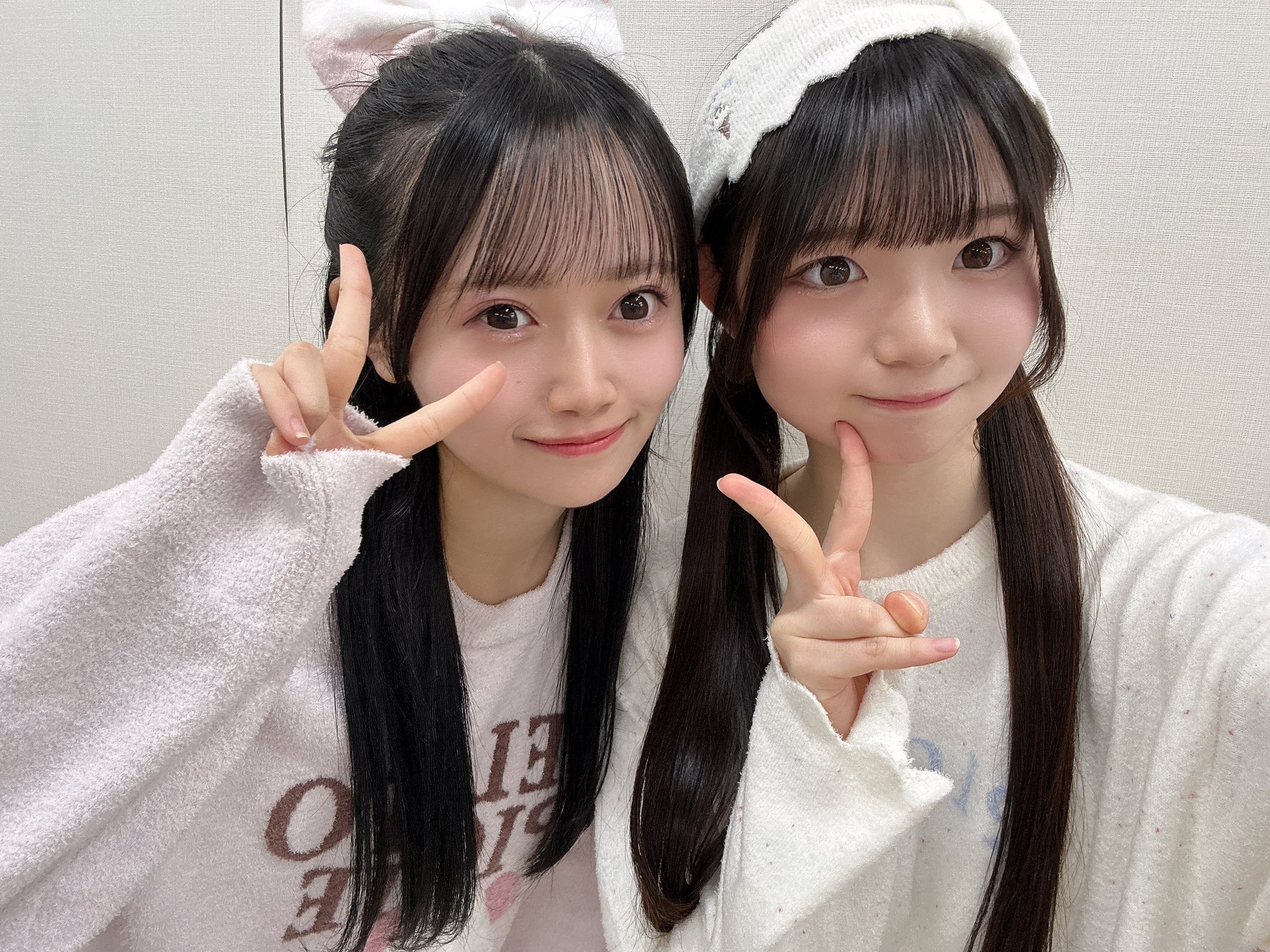 AKB48 大賀彩姫Officialshopスクラッチタペストリーとフォトカード 大賀 彩姫 | AKB48 Official Shop