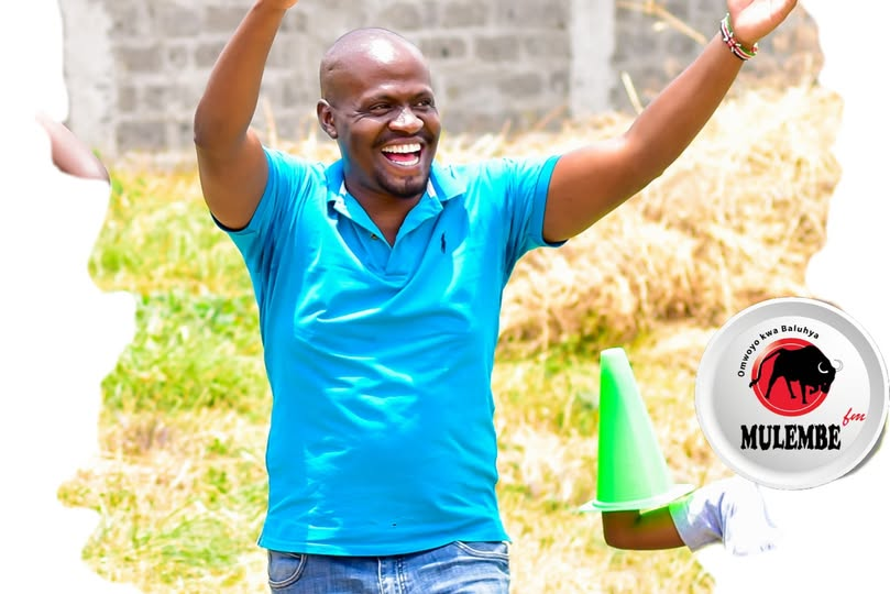 Mulembe_FM's tweet photo. #Olubutso nende Omusiani Omunyole @AlvineAmbe  1-4pm. Obutsanga nende wina Jumamosi ino?
Sms:22954. https://t.co/dzO8erM8RO