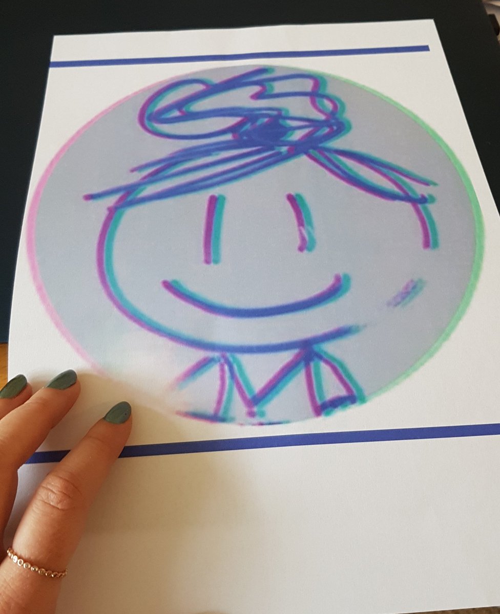 M_is_for_Magic_'s tweet image. Found this! 5 years ago the Good Omens family were planning to meet at the April Comicon, where @michaelsheen was going to be too. Got this just in case I wanted to be in photos but keeping it Miss M ish.
Little did we know but honestly, FIVE YEARS AGO!? 😵
#SaturdayVibes