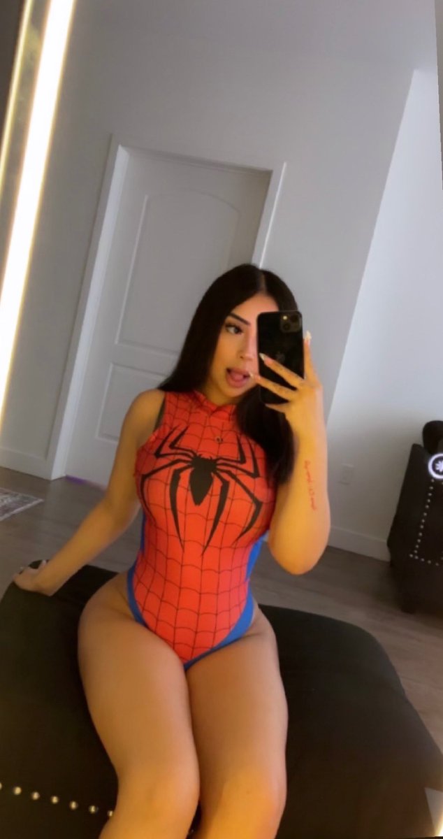 quick lil test... comment "❤️" then check what lands in ur DMs 👉🏼📩