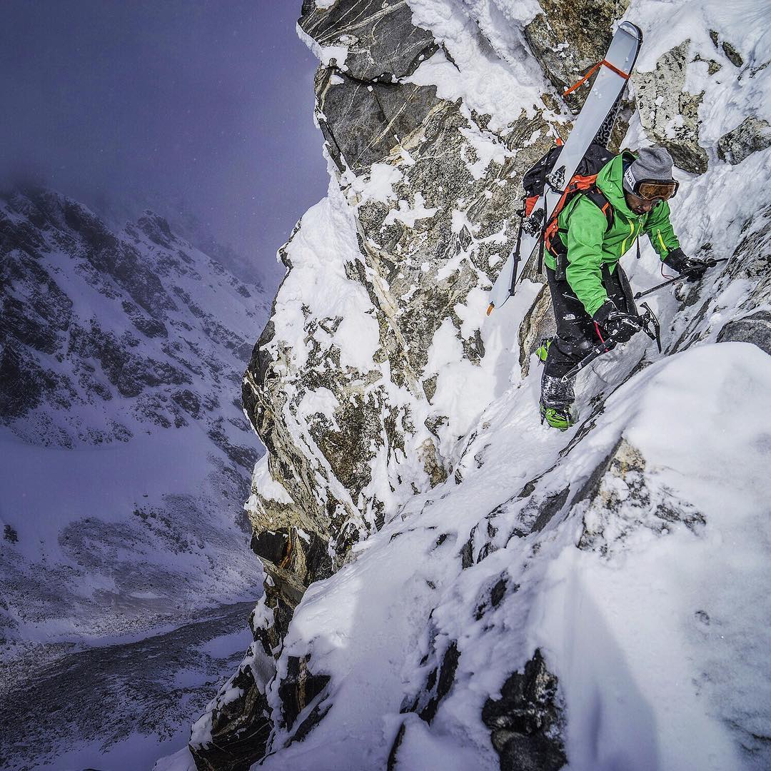 jimkchin's tweet photo. Some say if you can ski it, it's not a climb... but if you can barely climb it, it's probably not a ski... There are days it can all get a little confusing in the Tetons.
📷 @chrisfigenshau

@thenorthface https://t.co/QCsNUcqmS1