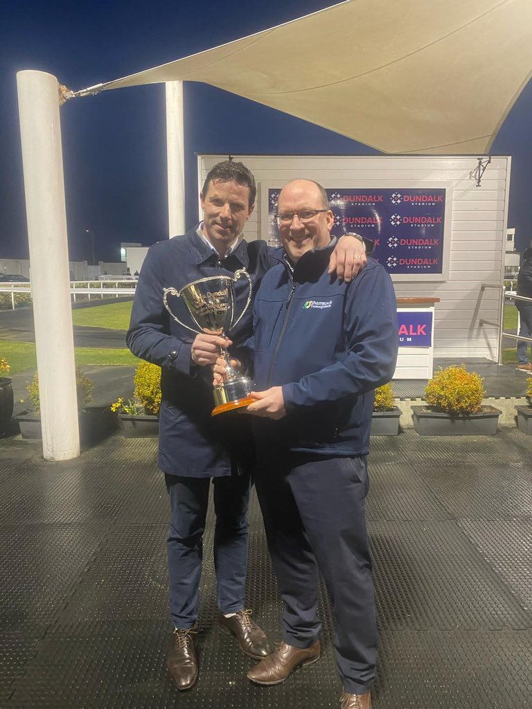 Absolutely thrilled to be crowned AW Champion Trainer 2024-2025 <a href="/DundalkStadium/">Dundalk Stadium</a> 🏆 A huge thanks to a Top Team, in particular our Assistant Trainer <a href="/Mooney_sm/">Stephen Mooney</a> 🙌 A special mention also to all our owners, shareholders and supporters of Stephen Thorne Racing ☘️ Looking forward to