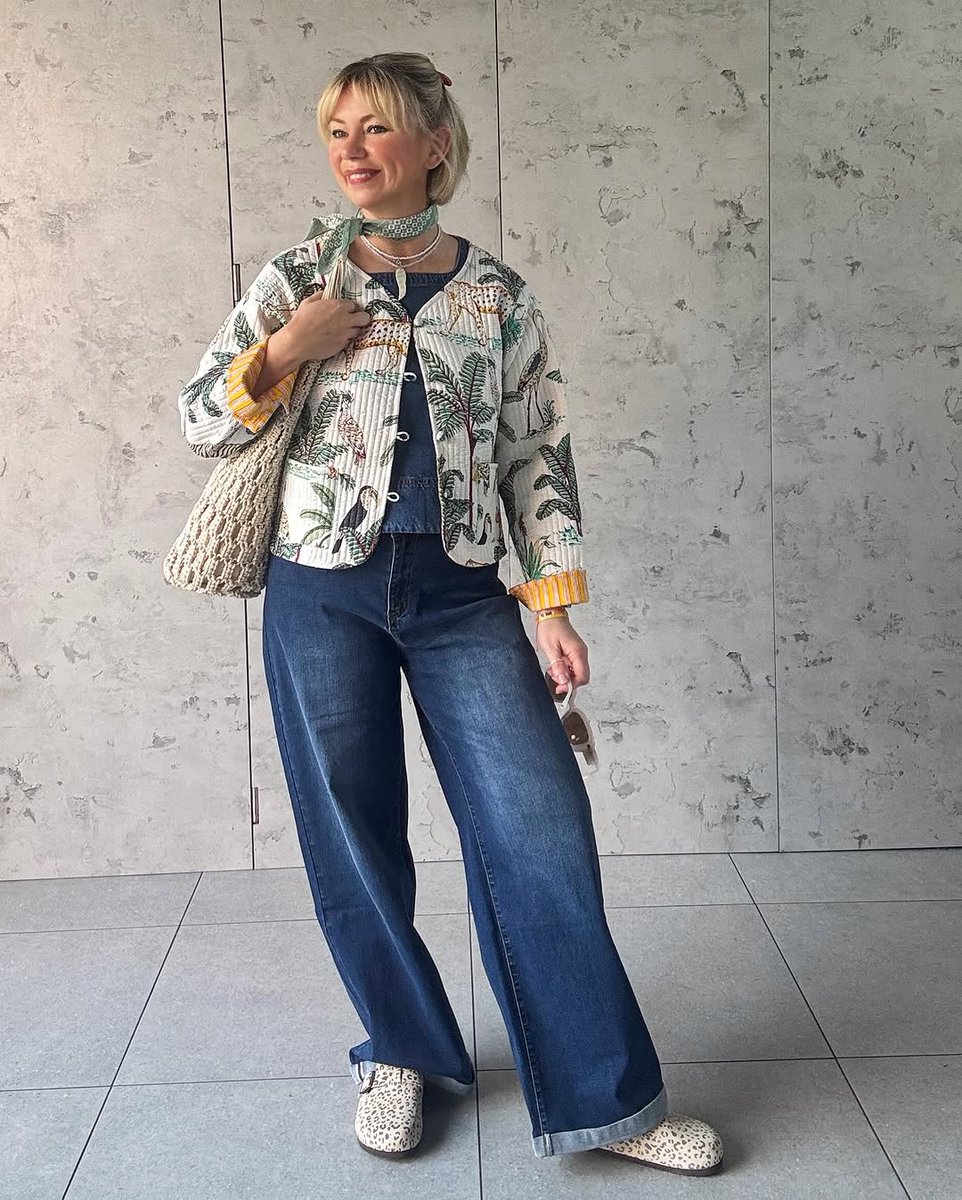 yumi_london's tweet image. Mix and match your style in a reversible jacket made to bring joy to any spring day☀️
@rosemaejewel
l8r.it/Idob

#loveyumi #reversiblejacket #springstyle #styleinspo #colourfulfashion #brightstyle #jackets #boldstyles