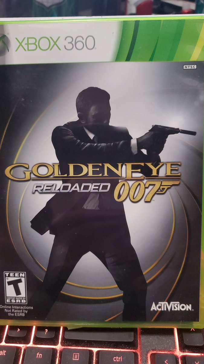 Dizzeplays's tweet photo. Added a BANGER to the never ending collection,been hunting this game for months! 

#goldeneye #xbox #xbox360 #retro #retrogamecollecting https://t.co/UfkIJQOB6g