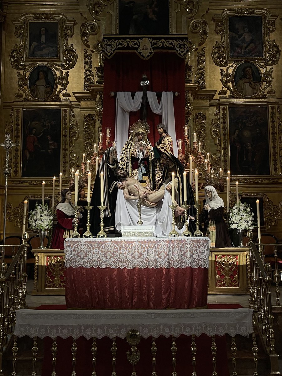 Hoy tercer día del Solemne Triduo a Nuestros Sagrados Titulares. 

#UbiPietasIbiCharitas 
#PiedadDeCabra