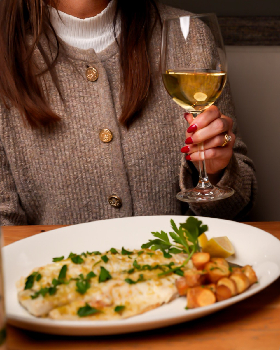 The ultimate pairing. 🍷 Branzino meets its match with Vio Vermentino from Liguria — a bright, refreshing sip that enhances every flavor. Recommended by sommelier Remy.