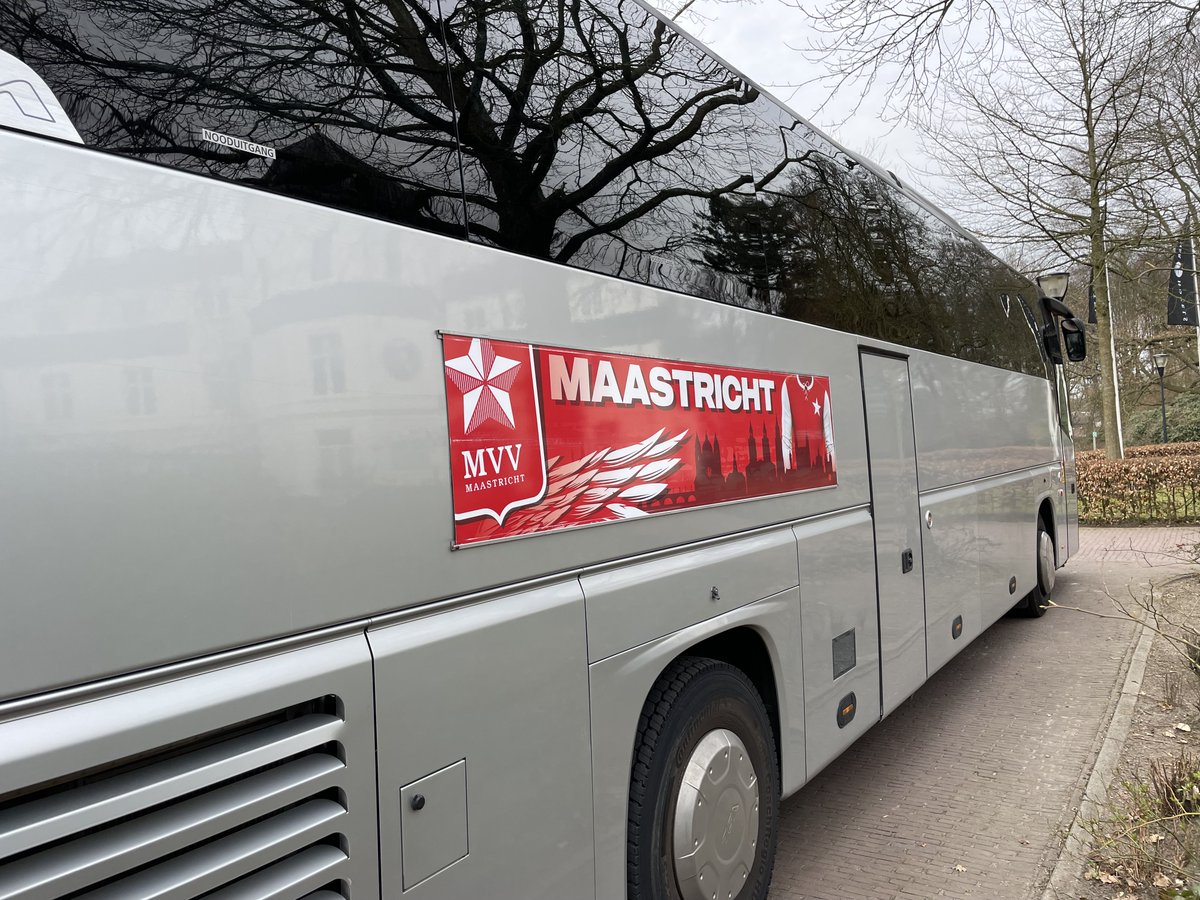 FletcherFootbal's tweet image. Vandaag zijn @mvvmaastricht en @telstarvrouwen te gast geweest in 𝐄𝐥𝐥𝐞𝐜𝐨𝐦 en 𝐋𝐞𝐢𝐝𝐬𝐜𝐡𝐞𝐧𝐝𝐚𝐦 ter voorbereiding op hun wedstrijden.

Wij danken de teams voor hun komst 💪

#GRAMVV #kkd #mvv #mvvmaastricht #ADOTEL #adodenhaag #maastricht #azerionvrouweneredivisie