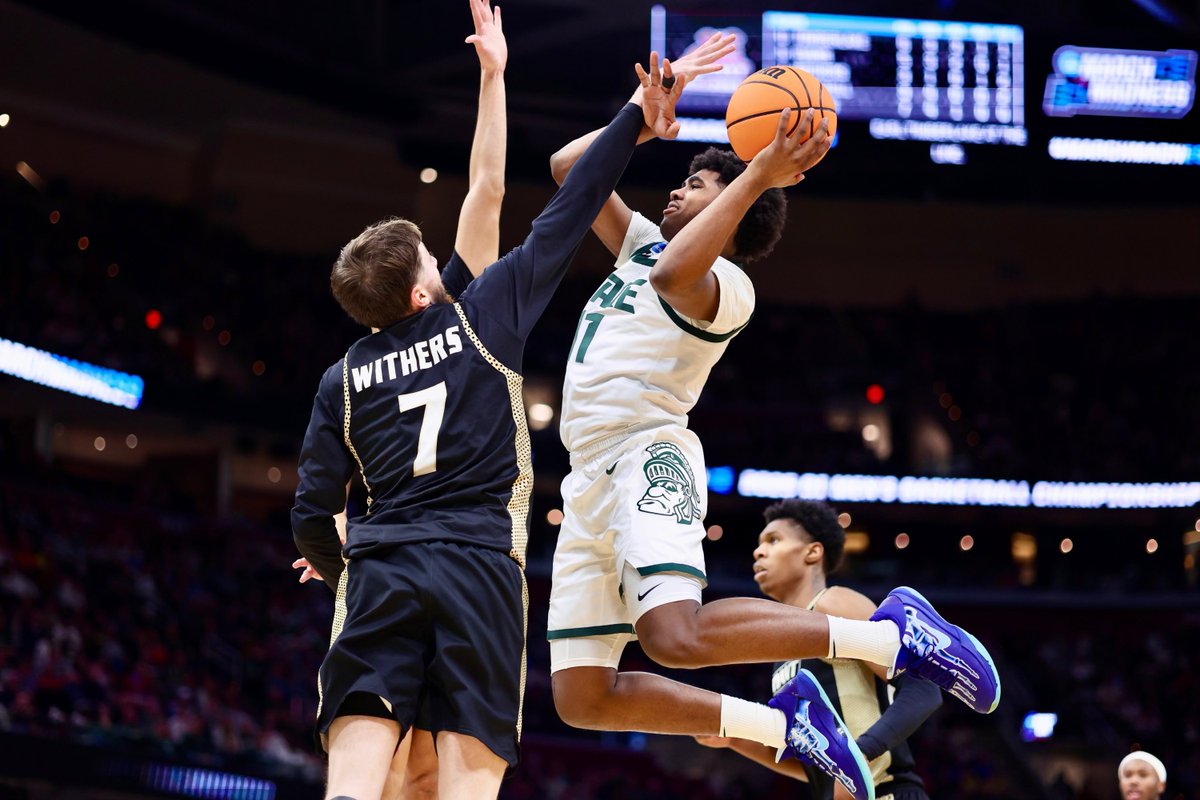 Woke up still dancing with <a href="/MSU_Basketball/">Michigan State Men's Basketball</a> 🕺