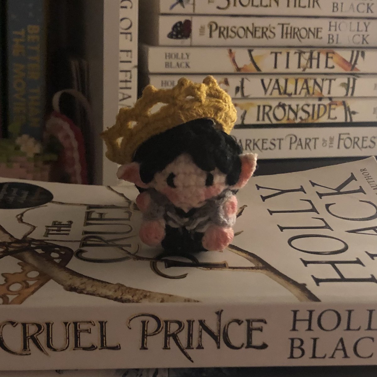 crdansgf's tweet photo. LOOK AT HIM HE IS ADORABLE 😭😭😭😭😭 https://t.co/W6Kds0208e
