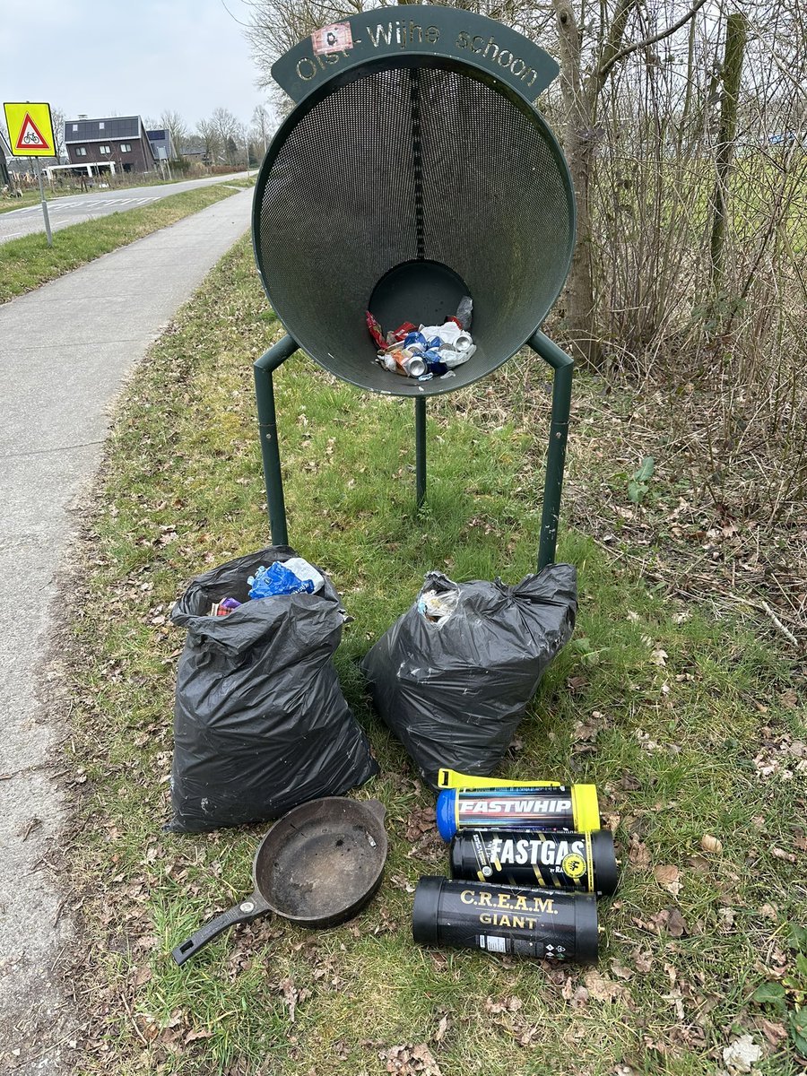  iHuis tweet media