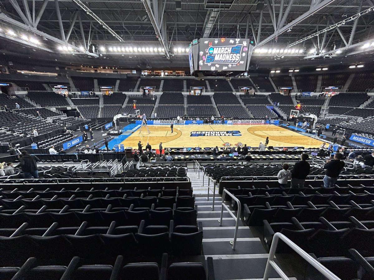 Mrs. Ned and I are deep behind Big 10 lines!! <a href="/BoilerBall/">Purdue Men's Basketball</a> fan section to weather the storm until the Italian-American Classic between <a href="/StJohnsBBall/">St. John's Men’s Basketball</a> and <a href="/RazorbackMBB/">Arkansas Razorbacks Men’s Basketball 🐗</a> ! Not going to say who we want but there are signs!! Many forget, I’m 6th cousins three times removed with Pitino!