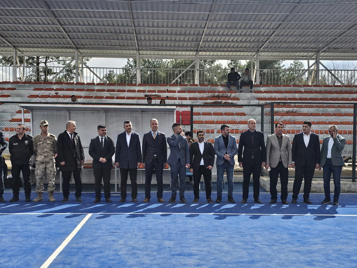 Suruç ilçemizde 2024-2025 Eğitim-Öğretim yılı Okul Sporları faaliyet programında yer alan 11 farklı ilin, 27  takımın ve toplam 648 sporcunun katılacağı Hokey Gençler A Grup yarışmalarının açılış seremonisi gerçekleştirildi. Katılım sağlayan tüm sporculara başarılar dileriz.