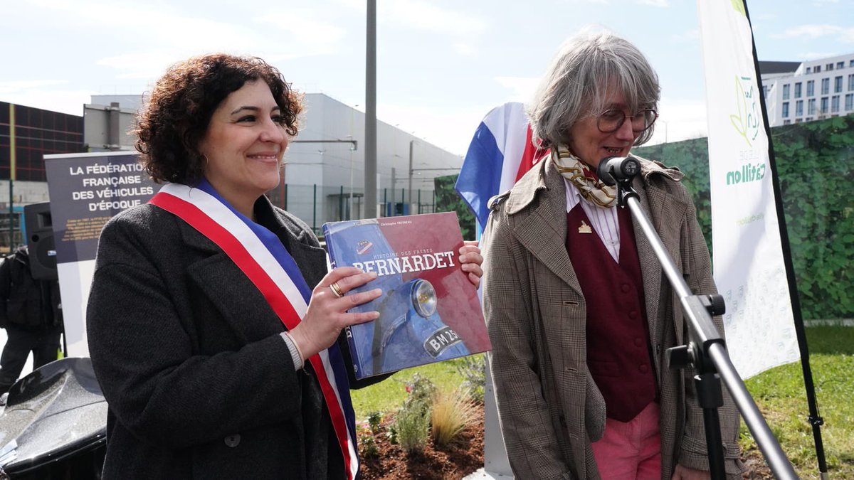 Nadege Azzaz tweet media