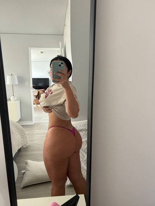 Life's too short to have a flat ass.🥵🍑 #pawg #goon #nsfw #bigass #bigbooty https://t.co/lu71mLkyDT<a href="/tag/pawg"class="tags">#pawg</a><a href="/tag/goon"class="tags">#goon</a><a href="/tag/nsfw"class="tags">#nsfw</a><a href="/tag/bigbooty"class="tags"><span>#bigbooty</span></a><a href="/tag/bigass"class="tags"><span>#bigass</span></a>
