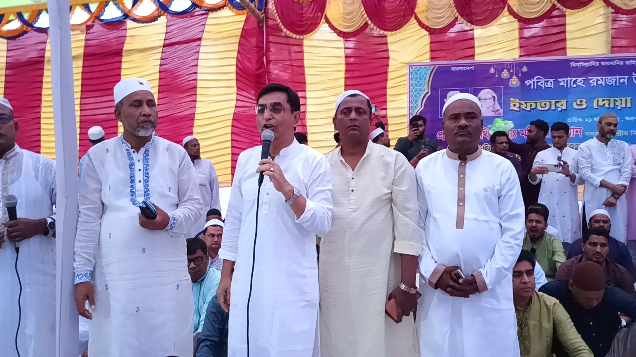 কালিয়াকৈরে বিএনপির উদ্যোগে ইফতার ও দোয়া মাহফিল অনুষ্ঠিত