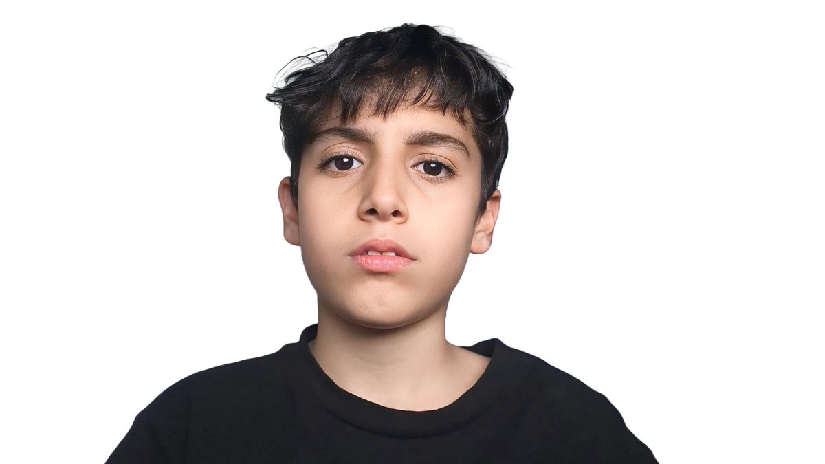 احد اعمالي لخالد كيو 
قبل و بعد