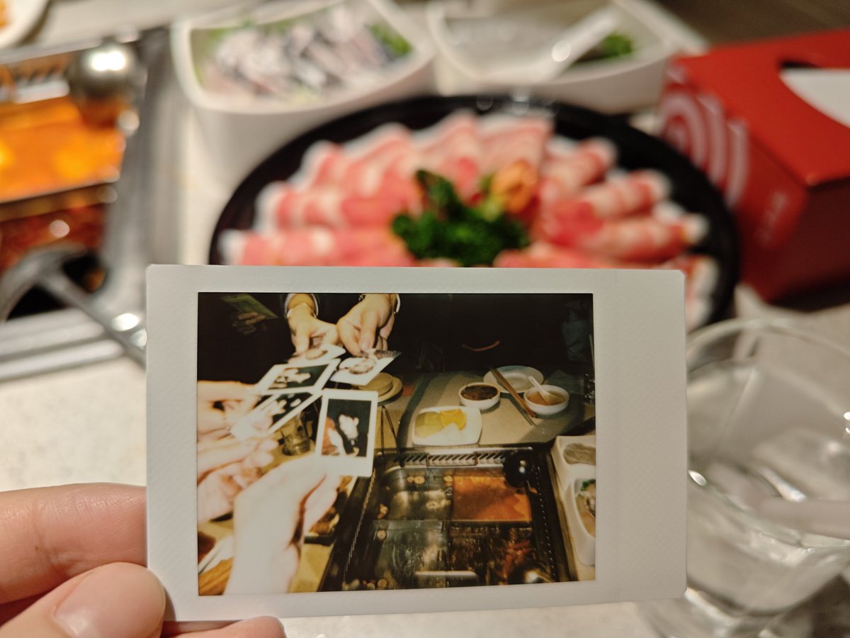 bring mochi to Haidilao 5555

JAMES 1ST FM IN NANNING
#JamesFanMeetingInNanning
#JamesSu <a href="/Jamessu_w/">JS</a>