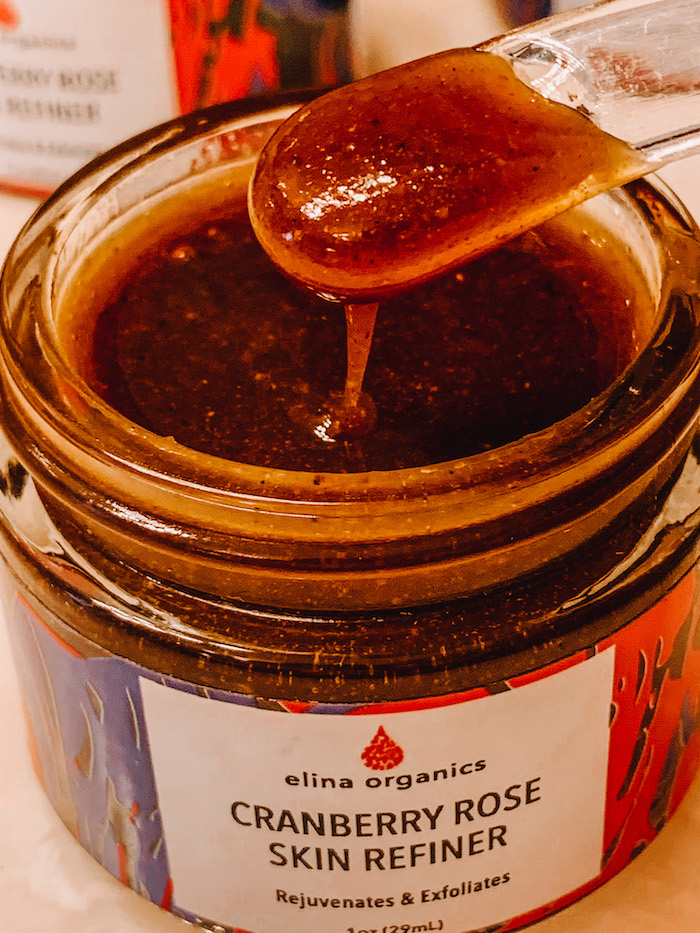 SkinYouth's tweet image. Fruit-based Alpha-Hydroxy #Acids (#AHAs) Are Super Power for #Skin Cleansing. The products with AHAs and BHAs remove dead skin cells &amp;amp; fade #discoloration. #Menopause skin especially need it! #skincareroutine #beauty #selfcare bit.ly/39i2xjr