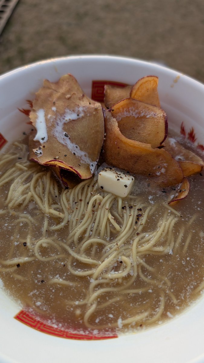 私もいもパラでラーメン食べたよ！🍠🍜