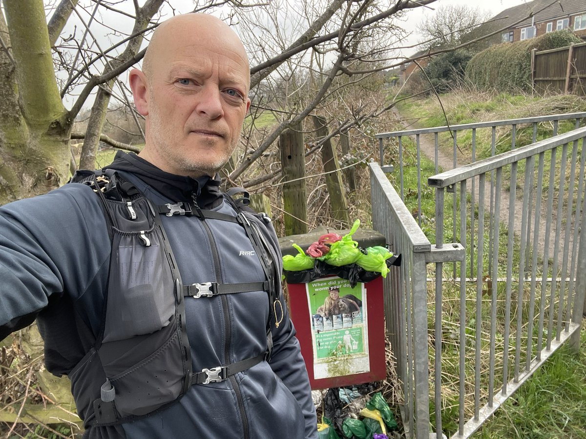 Watson was a little miffed his walk was a little slower than usual but a bag full collected along Mill Pit Lane this morning 👍🏻. Also discovered the dog waste bin was overflowing so reported it. Remember, normal waste bins are emptied more often, so use those if you can 👍🏻