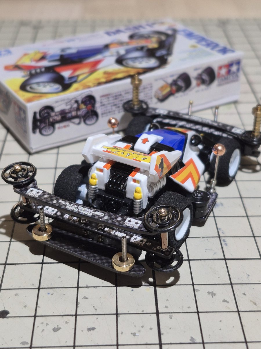 kVuNWEPs9vjwfEq's tweet photo. Dash-01
Completed
#トミカ #tomica #tomicapremium #ミニカー #トミカコレクション #タミヤ #TAMIYA #ミニ四駆 #tamiyamini4wd #ダッシュ四駆郎 #dash01 #勝利者 #四驅小子 https://t.co/3kmd3NKijA