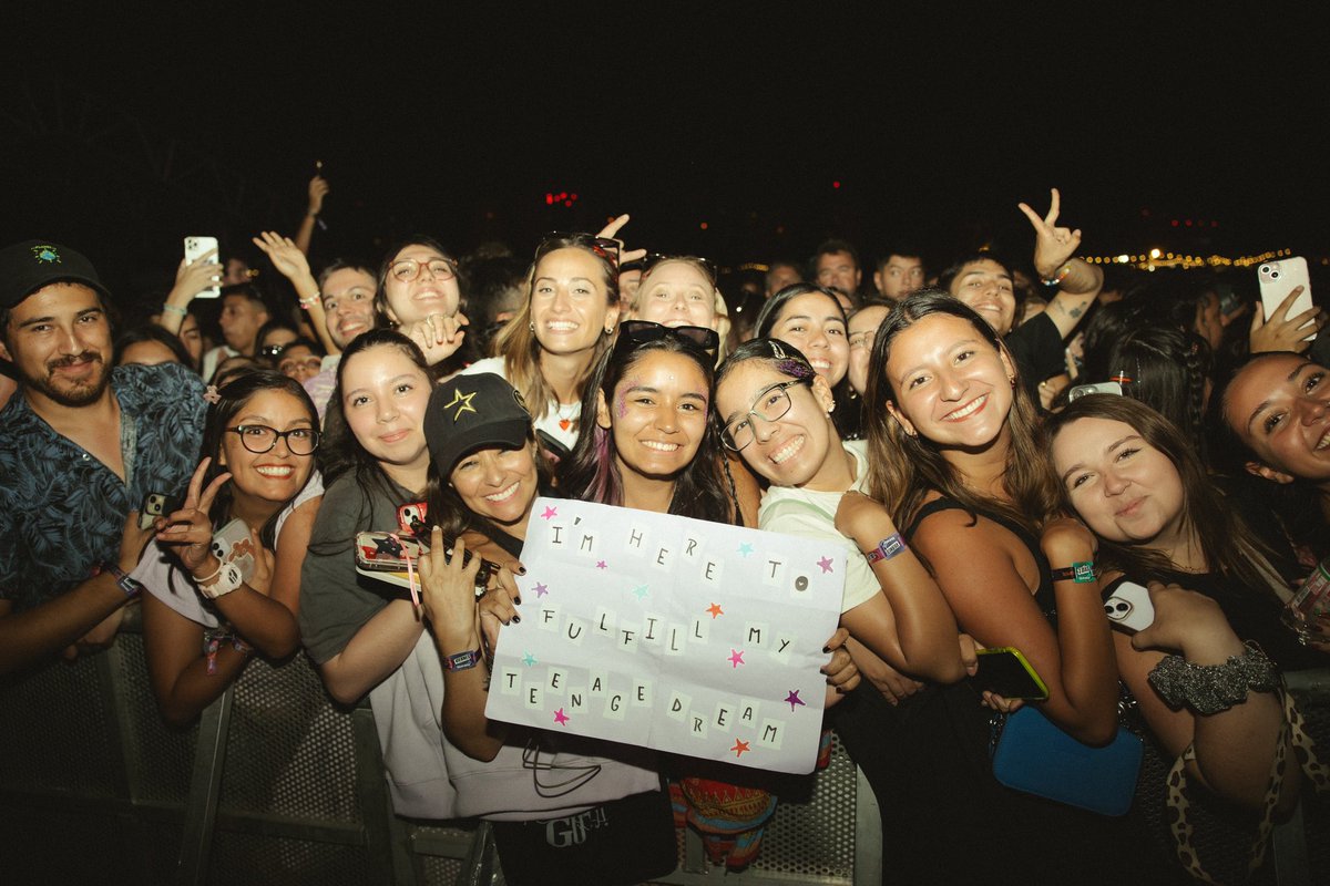 LiviesHQ's tweet photo. #LollaCL https://t.co/WIZo72Vzk0