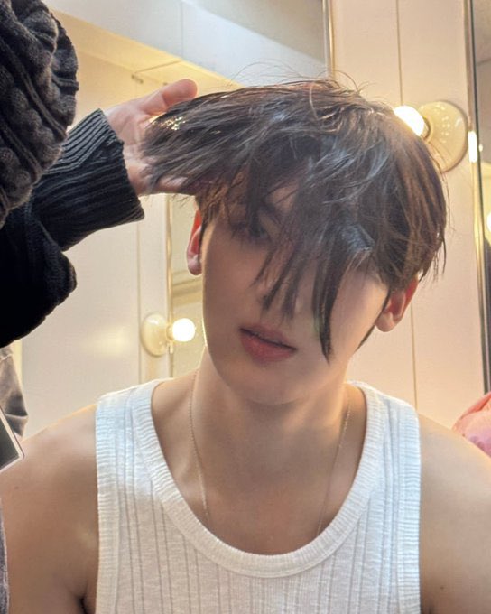 soloveeunwoo's tweet photo. อัยลูกเจี๊ยบมันหล่อ 😭 https://t.co/dY8eplDg5P