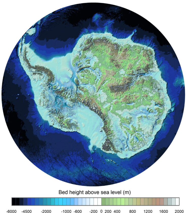 La carte la plus détaillée à ce jour du continent rocheux situé sous la calotte glaciaire de l’Antarctique a récemment été faite par une équipe internationales de scientifiques dirigée par le British Antarctic Survey (BAS).

1/2