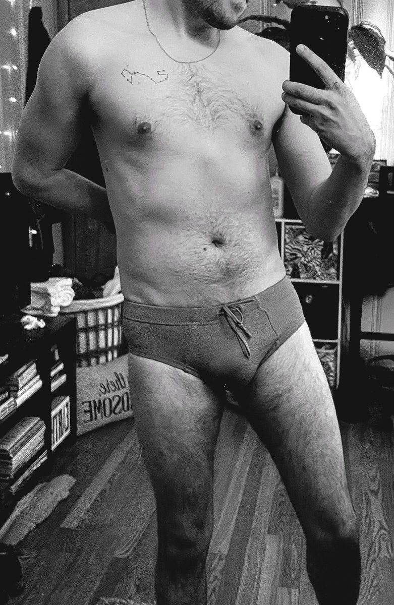 TorrentMichael7's tweet image. Oh wow....it is so confortable without clothes....ops🤭😉