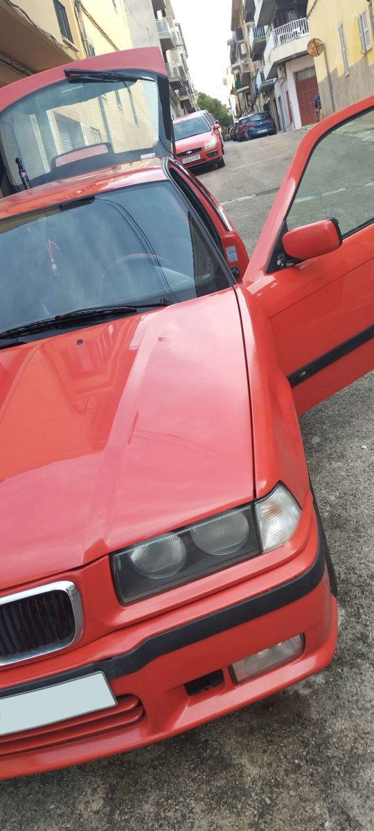 IThenaex's tweet photo. ¿Alguien sabe que modelo es? @BMWEspana https://t.co/0ZoRrPTY7C