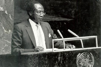 ErickWeb3Flux's tweet photo. Robert Ouko – A Story of Power, Betrayal &amp; Unresolved Justice. 

Thread🧵

Dr. Robert Ouko was Kenya’s Foreign Minister, a brilliant diplomat respected globally. But in February 1990, his body was found near his Koru home shot, burned, and abandoned. What happened? https://t.co/8mGW3GZIPU