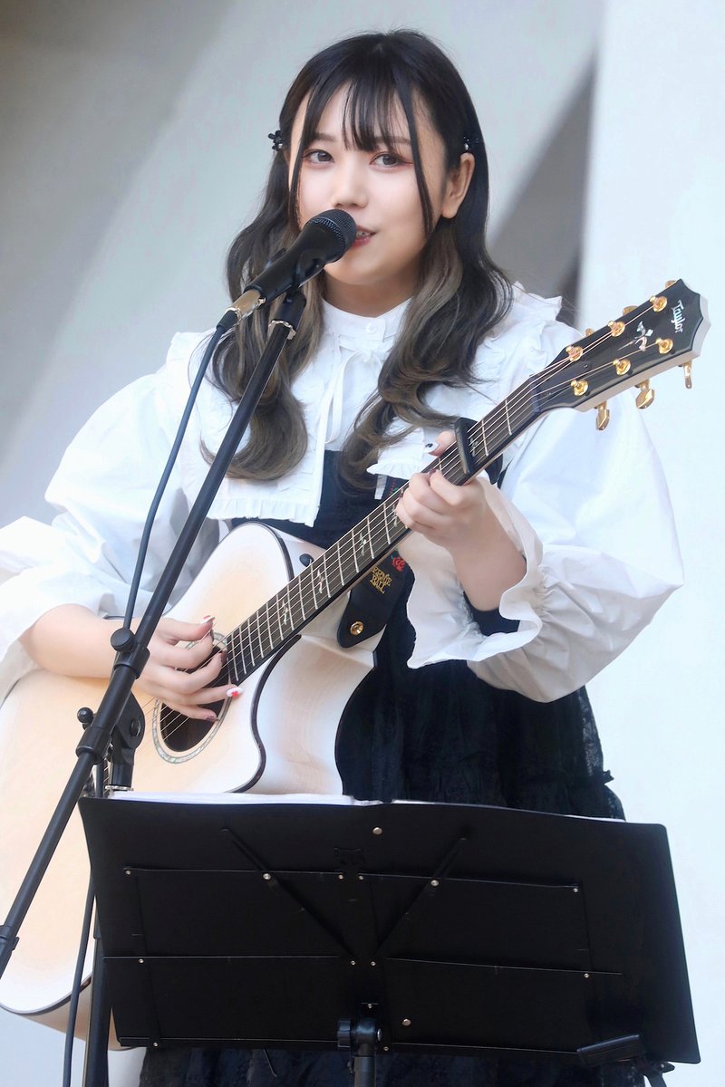 kei170303's tweet photo. 2025.3.22
長久玲奈さん「SOUNDNAUTS presents LIVE YARD vol.10」@中原平和公園野外音楽堂
#長久玲奈
#AKB48 元
#Liveyard https://t.co/lPMO6I2yiN