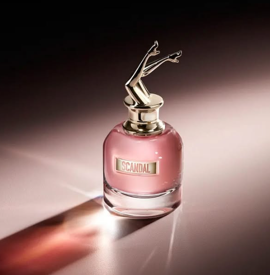 PetalsCosmetics's tweet photo. Scandal edp embodies Jean Paul Gaultier's femininity; an elegant Parisian fragrance. Scandal edp is a delicious fresh honey fragrance with a wonderful scent of gardenia and blood orange leaving a trail of an elegant aura.#Jeanpaulgaultier #scandal #petalscosmetics #perfumes https://t.co/EZKSrb5GPY
