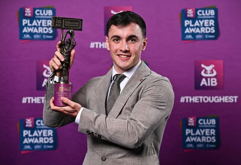 ErrigalCiaran1's tweet photo. Congratulations to Darragh, Ruairi, Peter-Óg, Joe &amp; Peter who received their AIB Club All Star Awards at a prestigious ceremony in Dublin last night! 👏🏻 
Very well deserved 💙🤍💛
@UlsterGAA @TyroneGAALive @AIB_GAA https://t.co/eA7RaPtTfZ