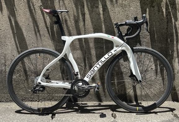 SantilloCicli's tweet photo. 3月26日(水)から29日(土)
台北サイクルショーにRB-01、RB-01eが展示されます
私も会場におります!
場所:台北南港展覧館
RB-01 & Santillo Wheel
Booth No.:S1023
RB-01e
Booth No.:N1115
#santillo #サンティッロ #roadbike #ロードバイク #台北サイクルショー #TAIPEICYCLE #RB01 #RB01e https://t.co/nhMLDSWbpB