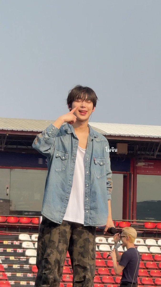 Mintchocaegyo's tweet photo. ร้องจริง ทุกอย่างเกิดขึ้นที่ประเทศไทยย น้องซอนอูแบ้วมากก😭😭😭😭😭😭😭😭😭😭😭 https://t.co/pRBVCHZDWf