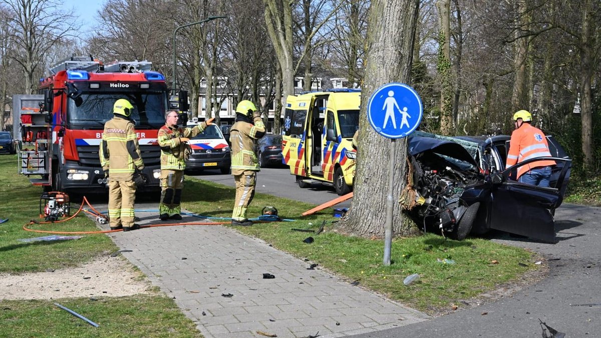 Een dode bij zwaar verkeersongeval in Heiloo
